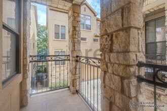 5213 Eigel St in Houston, TX - Building Photo - Building Photo