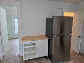 110 Schuler St, Unit 2 in Syracuse, NY - Building Photo