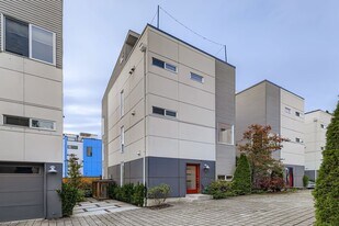 917 29th Ave S in Seattle, WA - Building Photo