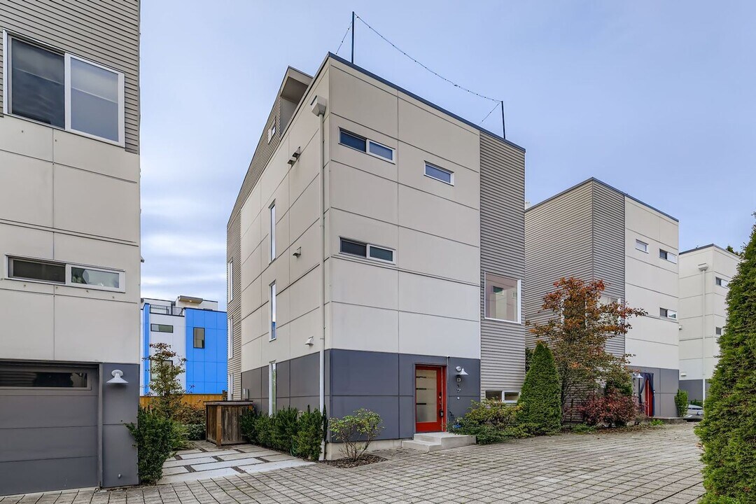 917 29th Ave S in Seattle, WA - Building Photo