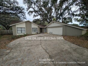 1404 Wildrose Dr in Lutz, FL - Building Photo - Building Photo