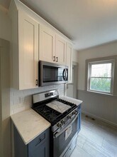 11 Benton Rd, Unit 1 in Medford, MA - Building Photo - Building Photo