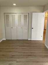 3729 Morgan Ford Rd-Unit -H in St. Louis, MO - Foto de edificio - Building Photo