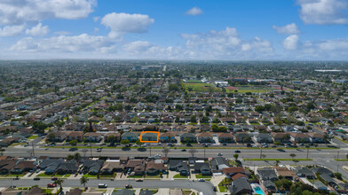 14003 Woodruff Ave in Bellflower, CA - Building Photo - Building Photo