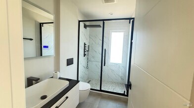 221 El Toyonal in Orinda, CA - Building Photo - Building Photo