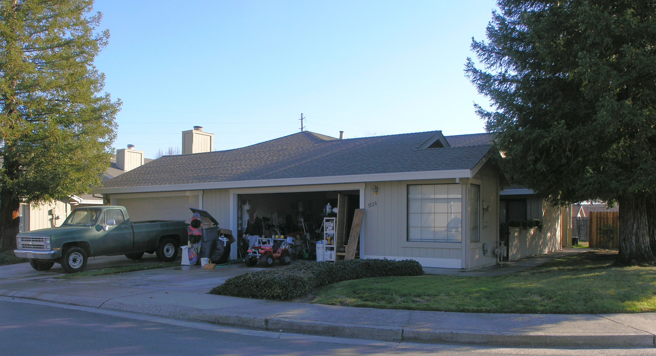 5528 E Driftwood Ct in Rocklin, CA - Building Photo