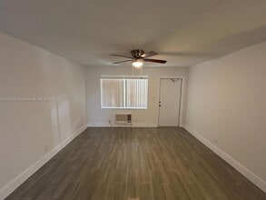 17 NE 2nd Ave in Dania Beach, FL - Building Photo - Building Photo