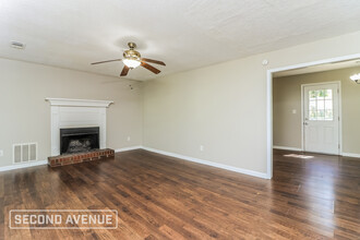 290 Sumer Ln N in Douglasville, GA - Building Photo - Building Photo
