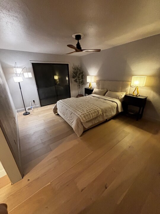 9032 Howell Ln, Unit 9032 Howell Lane Unit 1 in Newcastle, CA - Building Photo