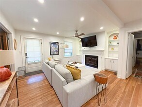 1301 Willivee Dr in Decatur, GA - Building Photo - Building Photo