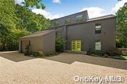 1 Deer Path in Quogue, NY - Building Photo