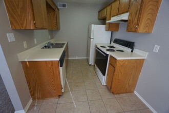 2233 Alma Blvd in Van Buren, AR - Building Photo - Building Photo
