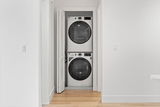 The Deck in Santa Clara, CA - Building Photo - Building Photo