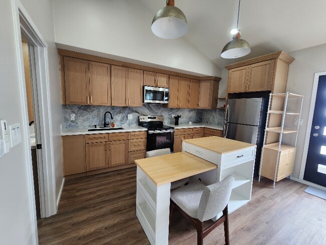 property at 3149 E Juniper Ave