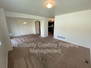 4041 Little Moon Trail in Laramie, WY - Building Photo - Building Photo