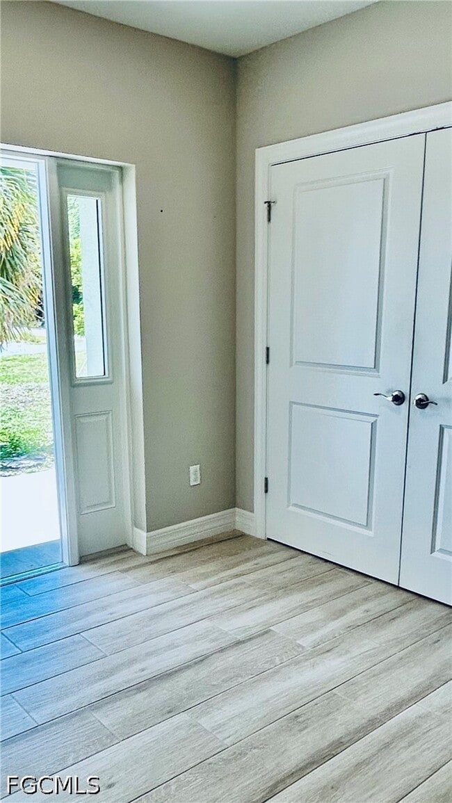 1174 Lake McGregor Dr in Ft. Myers, FL - Building Photo - Building Photo