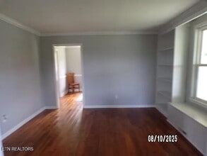 886 Old Harriman Hwy in Oliver Springs, TN - Building Photo - Building Photo