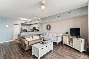 9896 S Thomas Dr, Unit SI ID1523318P in Panama City Beach, FL - Building Photo
