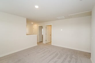 599 Snapdragon Ln in Hendersonville, TN - Foto de edificio - Building Photo