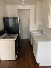 49 La Porte St-Unit -D in Arcadia, CA - Building Photo - Building Photo