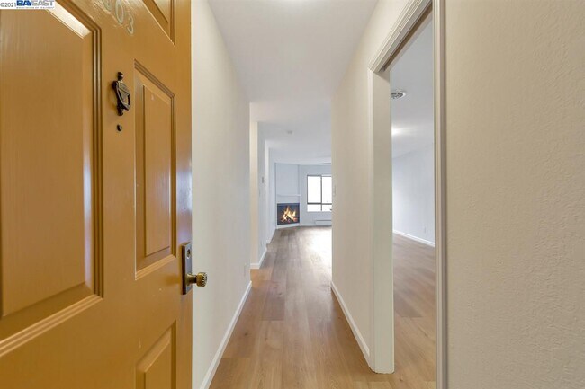 1461 Broadway-Unit -303 in San Francisco, CA - Building Photo - Building Photo
