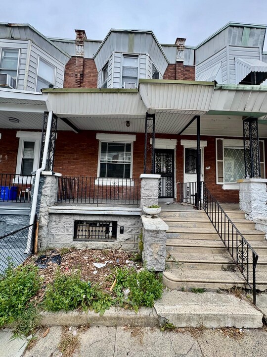 220 S Millick St in Philadelphia, PA - Building Photo