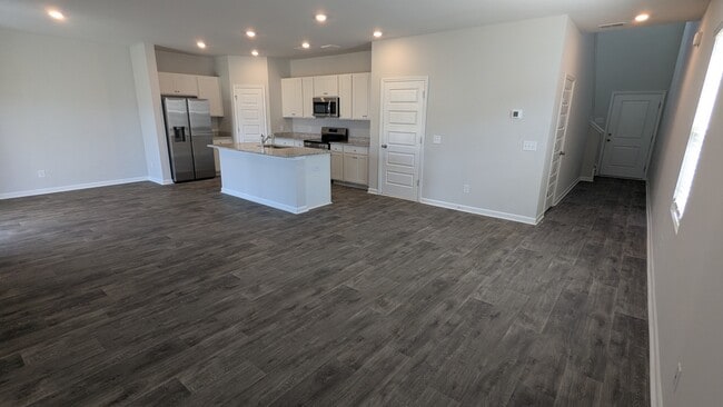 109 Bottlebrush Dr in Bloomingdale, GA - Building Photo - Building Photo