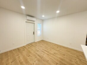 4010 Corte Tierra Alta in La Mesa, CA - Foto de edificio - Building Photo