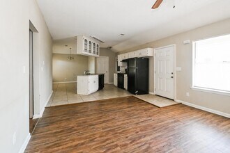5230 Bucksport Ln in Memphis, TN - Building Photo - Building Photo