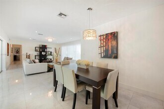 13255 SW 83rd Ave in Pinecrest, FL - Building Photo - Building Photo