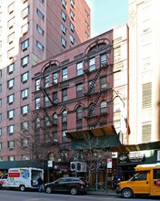 219-221 E 23rd St in New York, NY - Foto de edificio - Building Photo