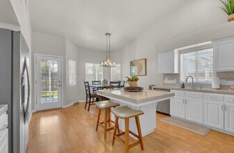 8639 N Talladega Way in Fresno, CA - Building Photo - Building Photo