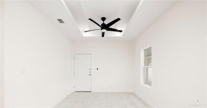 12 N Blair Ave in Edinburg, TX - Building Photo - Building Photo