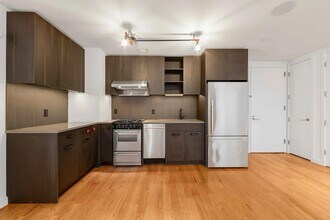 123 Melrose St in Brooklyn, NY - Building Photo - Building Photo