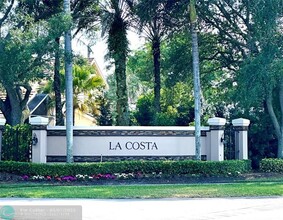 10884 La Salinas Cir in Boca Raton, FL - Building Photo - Building Photo