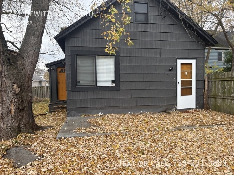 232 Dewitt St in Buffalo, NY - Building Photo