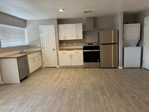 35211 N 49th St in Cave Creek, AZ - Building Photo - Building Photo