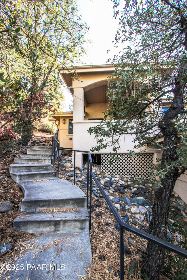 1405 E Valley View Rd in Prescott, AZ - Building Photo - Building Photo