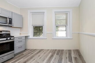 46 Brackett St in Boston, MA - Building Photo - Building Photo