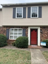 2705 N Center St-Unit -104 in Hickory, NC - Building Photo - Building Photo