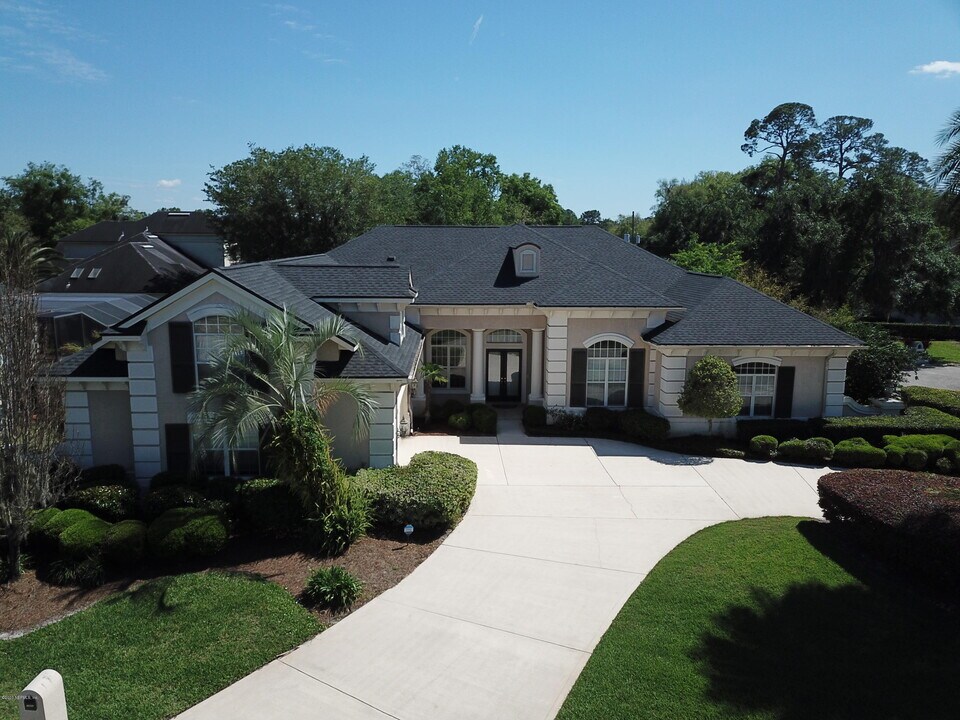 3668 Windmoor Dr in Jacksonville, FL - Building Photo