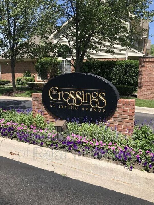 420 James Cir in Royal Oak, MI - Building Photo