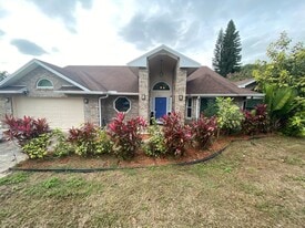 CONWAY/SOUTHFORK RANCH - 4BR/3BA HOME in Orlando, FL - Building Photo