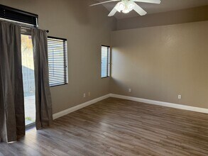 6139 Stargazer Ave NW in Albuquerque, NM - Building Photo - Building Photo