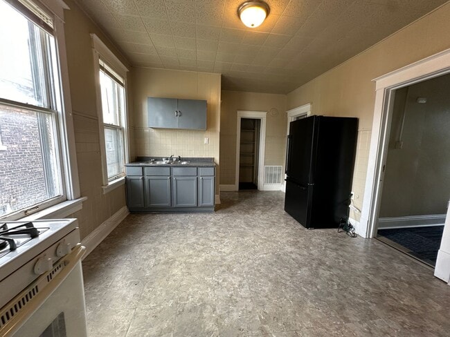 3923 Elm St in East Chicago, IN - Building Photo - Building Photo