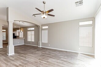 1935 Tanner Valley Cir in Las Vegas, NV - Building Photo - Building Photo