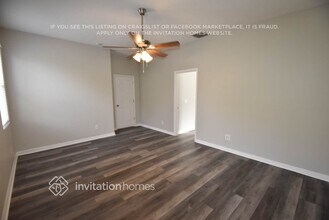 5109 Clover Mist Dr in Apollo Beach, FL - Foto de edificio - Building Photo