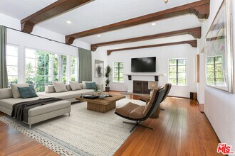 627 Alta Dr in Beverly Hills, CA - Building Photo - Building Photo