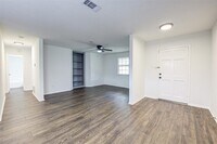 510 Coleman St photo'