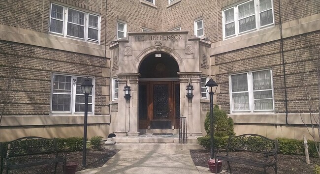 The Jefferson in Niagara Falls, NY - Foto de edificio - Primary Photo